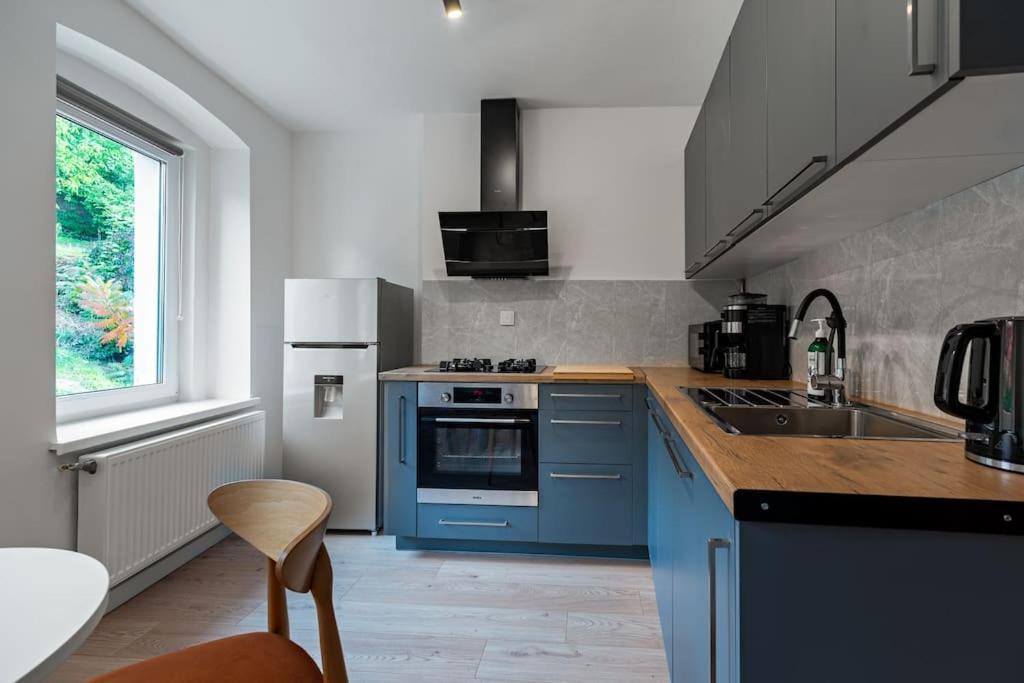 Blick - Waterfront Apartment *