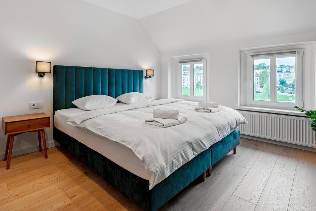 Blick - Waterfront Apartment *